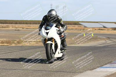 media/Nov-03-2024-TrackDaz (Sun) [[44580f4982]]/B Group/1220pm (Wheelie Bump)/